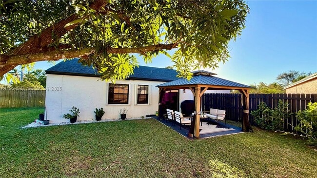 Building Photo - 2451 SW 85th Terrace