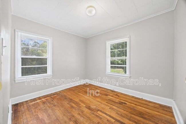 Building Photo - 103 Culp St