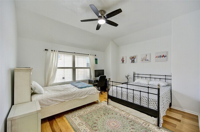 Building Photo - 10702 Claythorne Ct