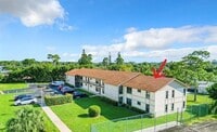 Building Photo - 5894 Longbow Ln