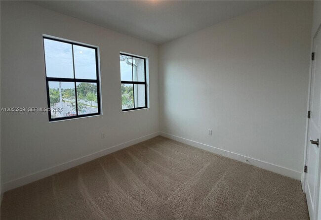 Building Photo - 7291 SW 46th St