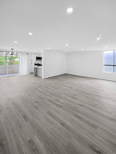 Building Photo - 1345 18th St