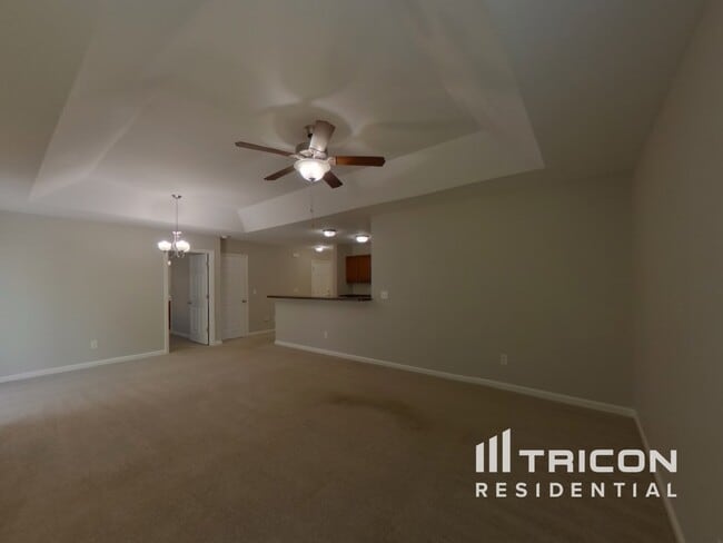 Building Photo - 420 Hedge Grove Ln