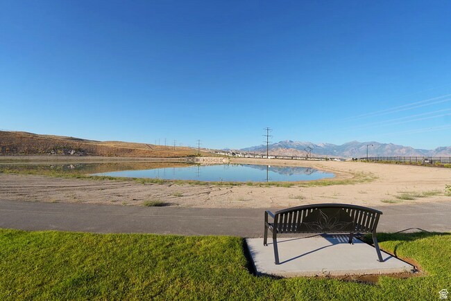 Building Photo - 2003 Red Yearling Dr