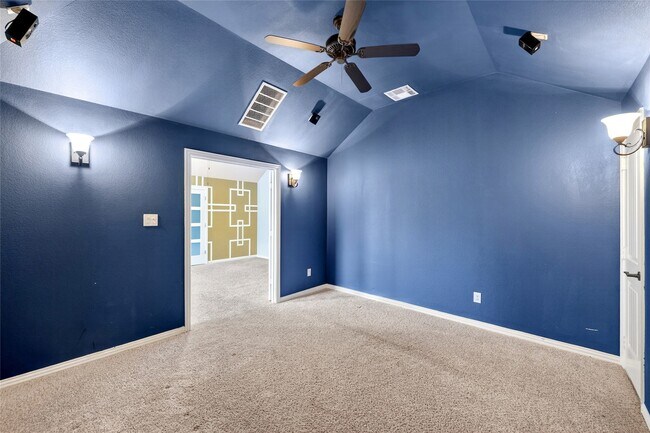 Building Photo - 19830 Hamlet Shadow Ln