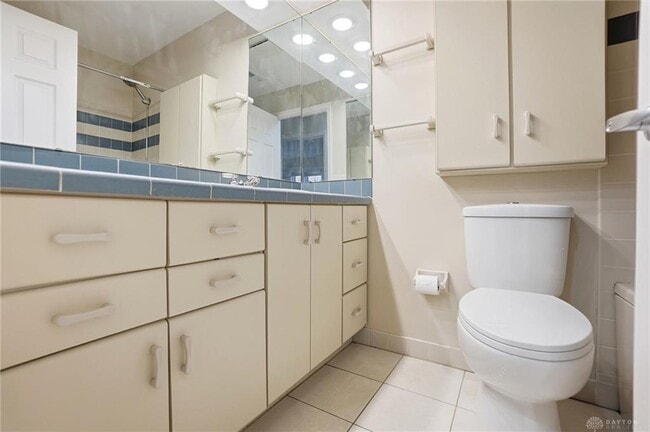 Building Photo - 5336 Red Coach Rd