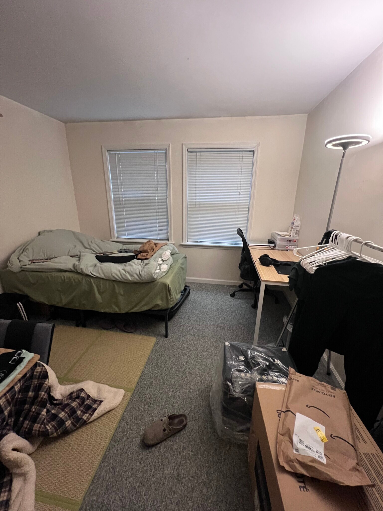 Building Photo - 62 Hillside St