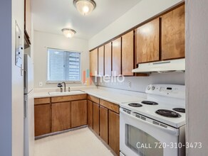 Building Photo - 515 Sunset Rd