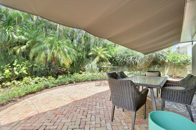 Building Photo - 109 Seashore Dr