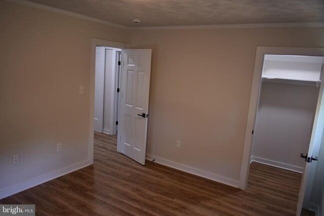 Building Photo - 4055 Ringwood Rd
