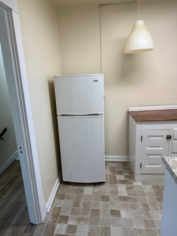 Building Photo - 322 S West End Ave