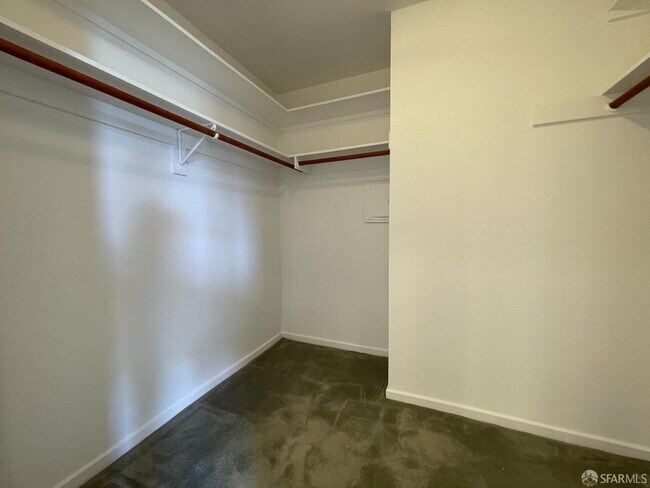 Building Photo - 2040 Franklin St