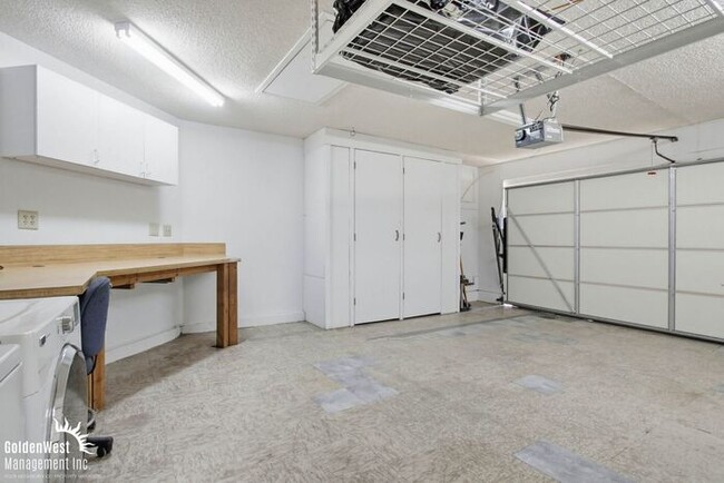 Building Photo - Beautiful 3Bdm 2Ba Home with Scenic Views in Rancho Peñasquitos!