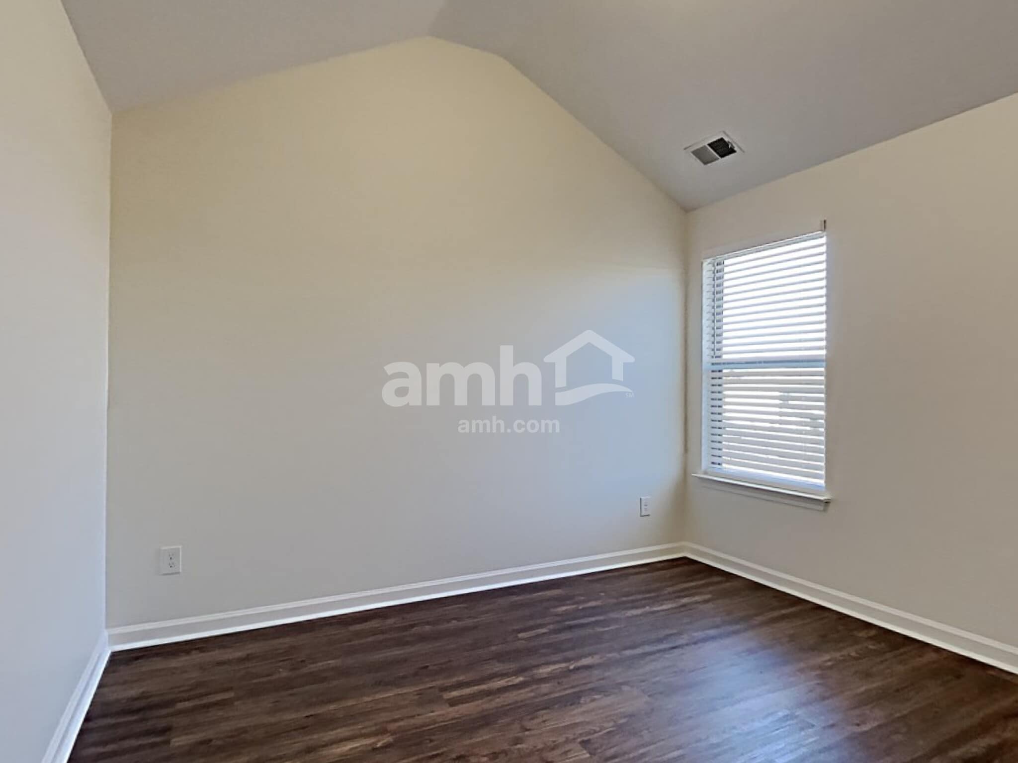 Building Photo - 4740 Baldwin Dr