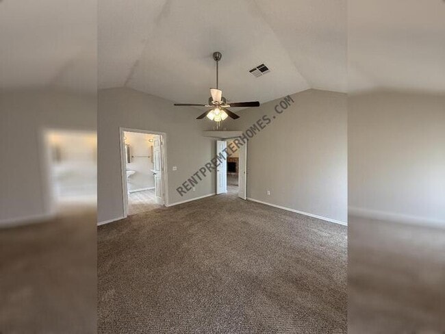 Building Photo - 6805 NW 136th Pl