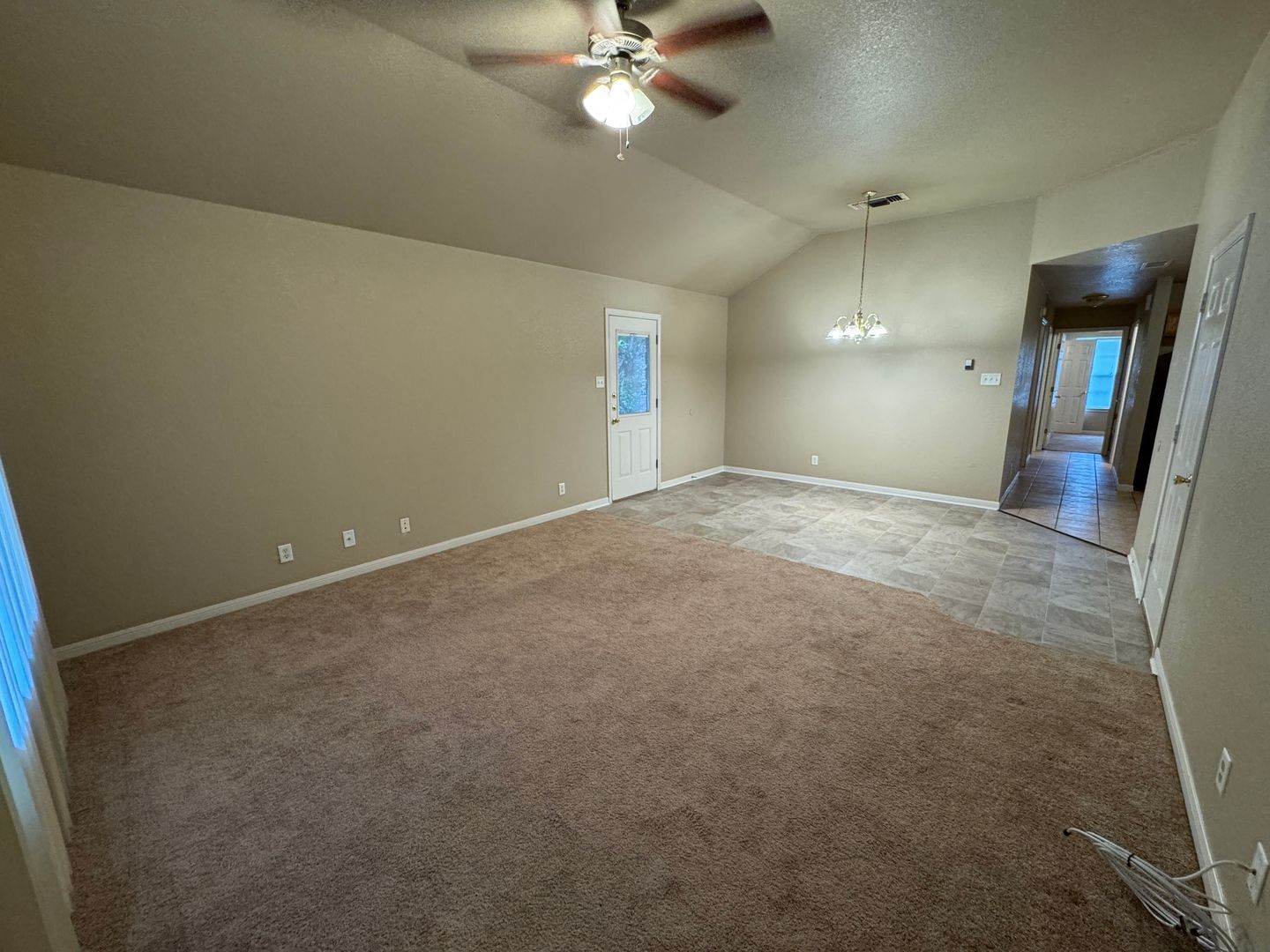 Building Photo - 4803 John David Dr