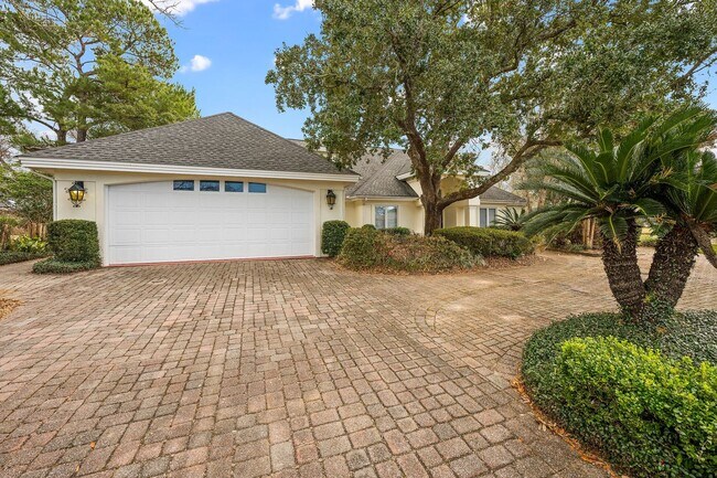 Building Photo - 601 Willow Point Ct