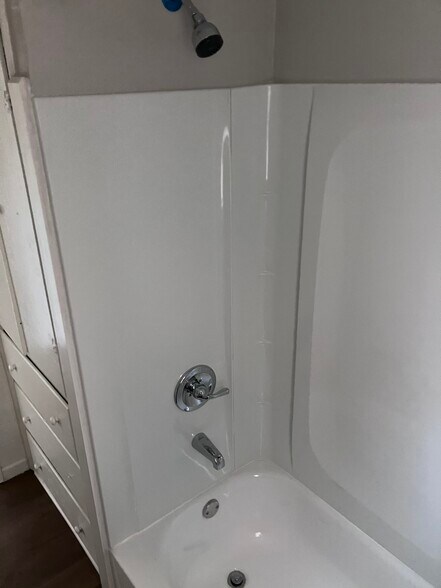 Building Photo - 912 Geers Ave