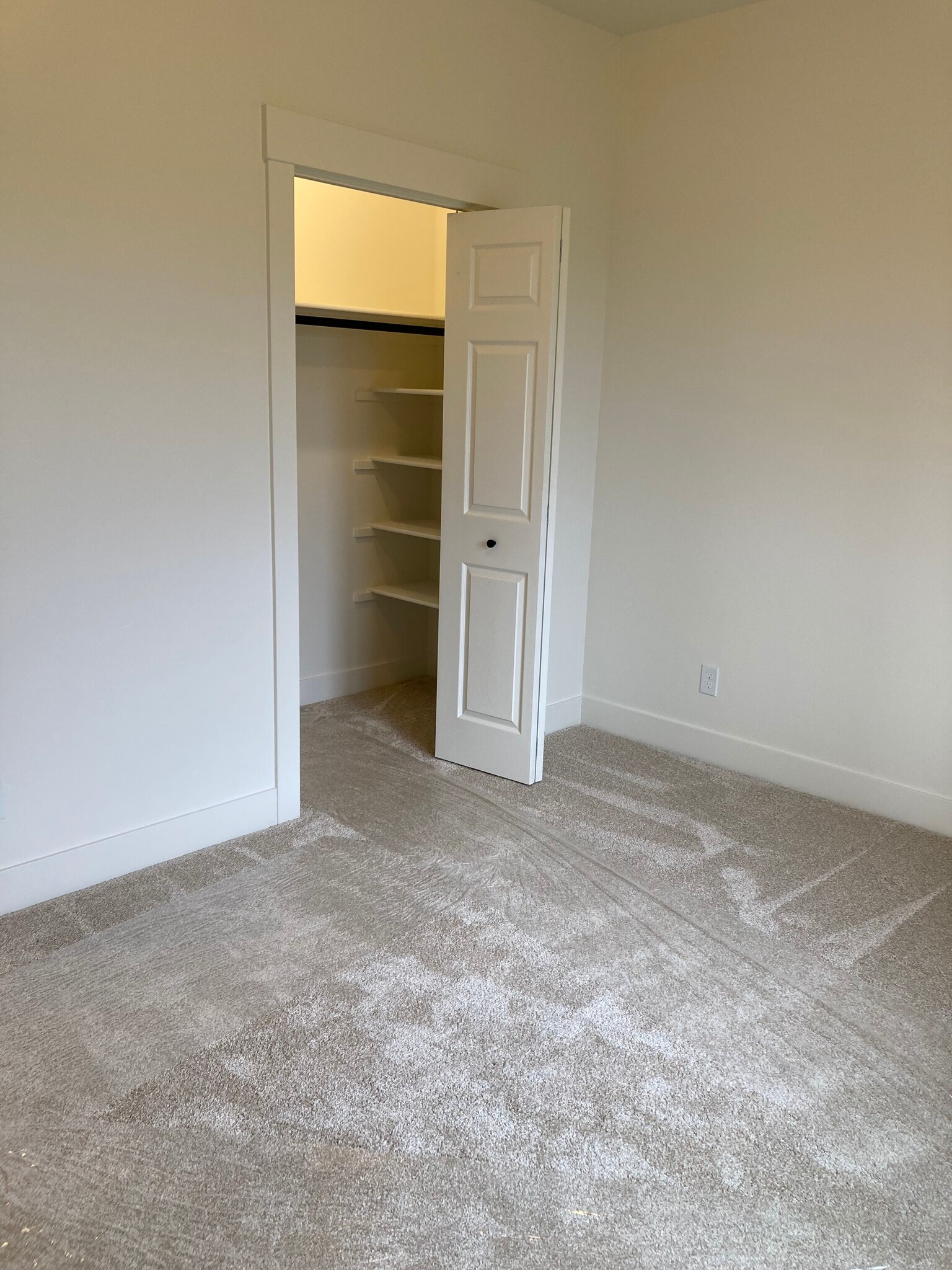 bedroom 2 - 1219 N 1150 E