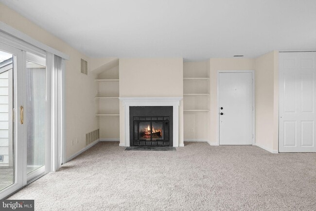 Building Photo - 408 Stockton Ct