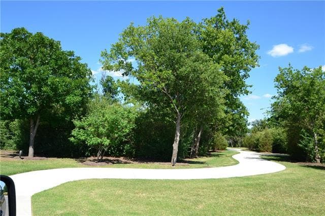 Building Photo - 9724 Excursion Dr