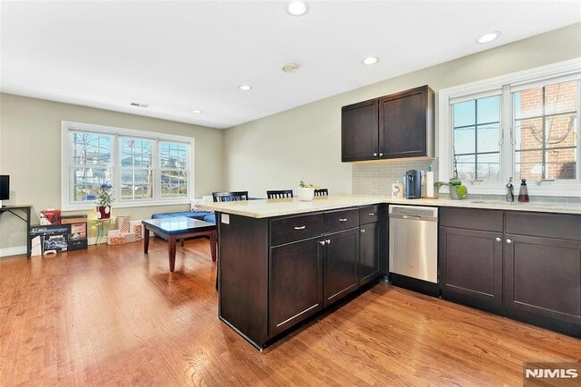 Building Photo - 210 Hackensack St