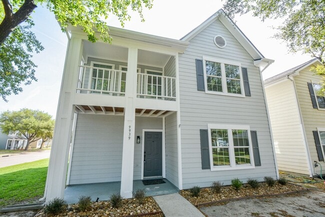 Building Photo - 9939 Farrell Dr