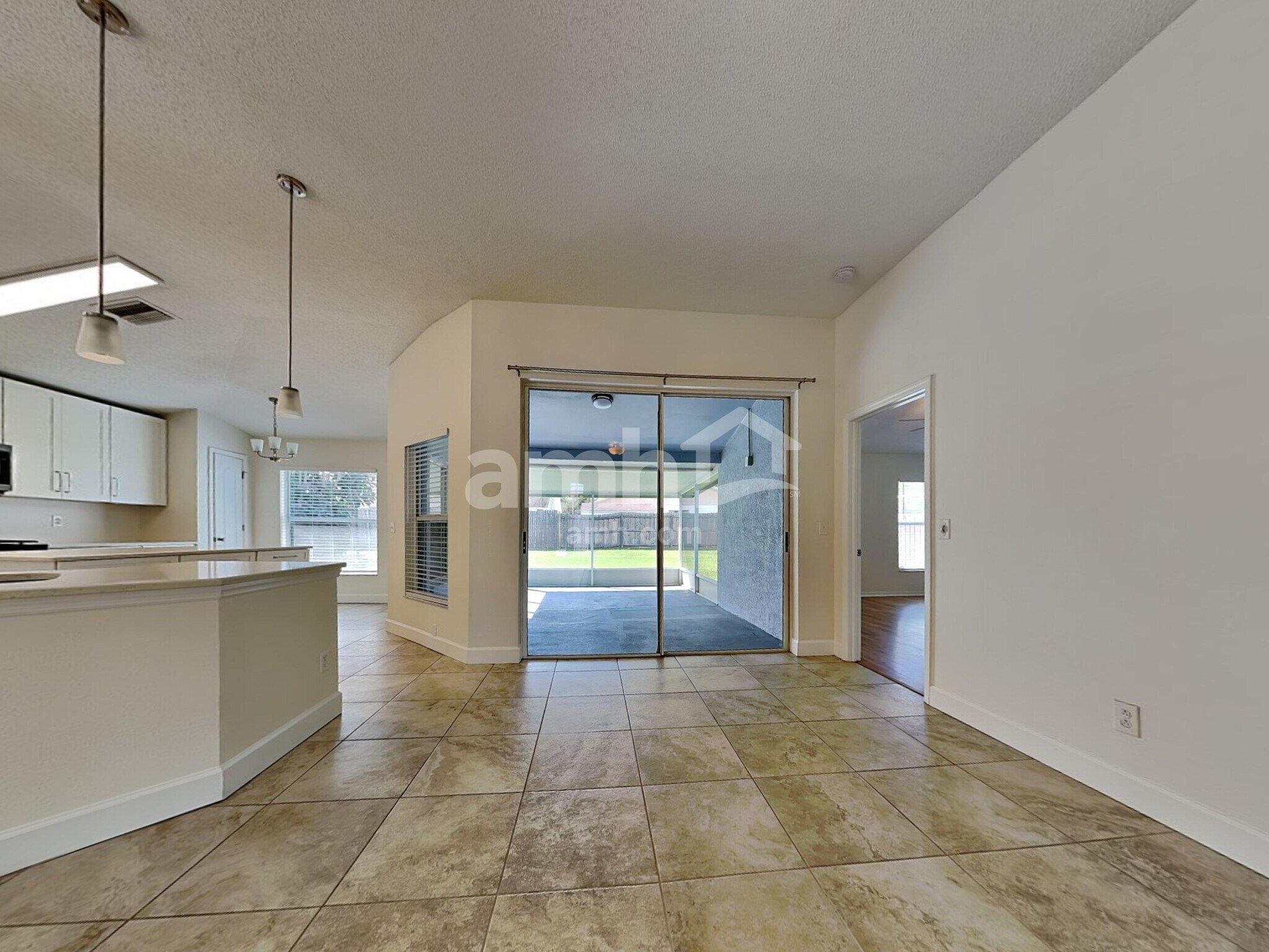 Building Photo - 1415 Compton St