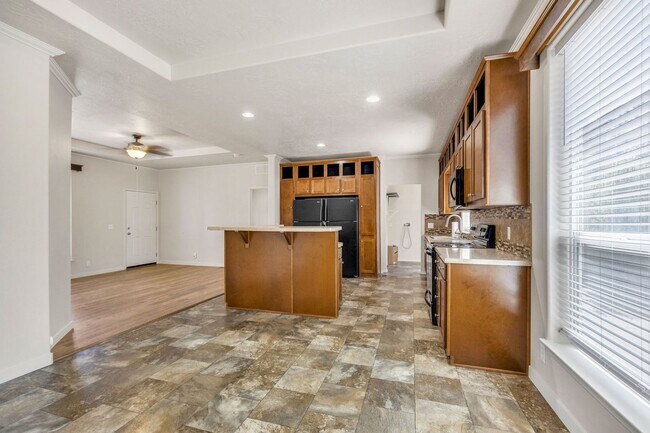 Building Photo - Wilson Tri-Plex