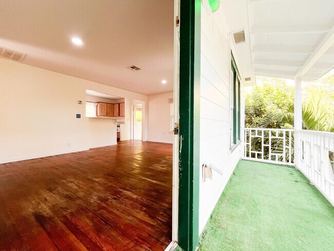 Building Photo - 1713 Florida Ave