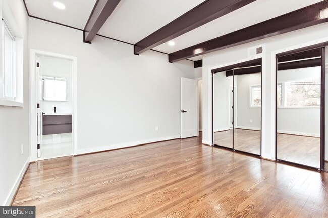 Building Photo - 3507 Gallows Rd