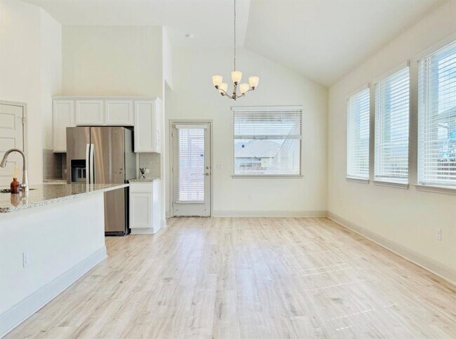 Building Photo - 18321 Anicio Gallo Dr