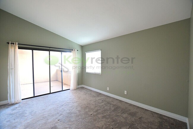 Building Photo - La Mesa | Rancho San Diego | End unit Cond...
