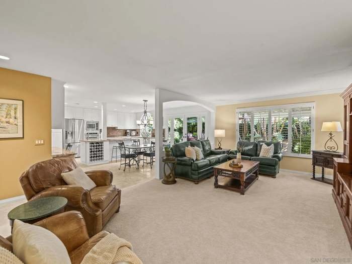 Building Photo - 6502 La Paloma St