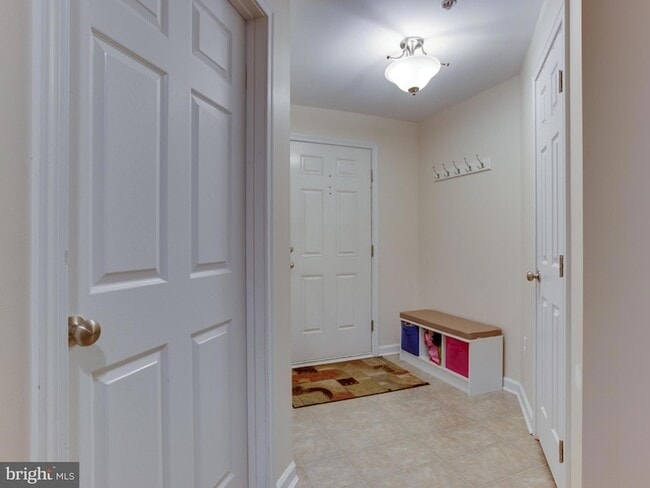 Building Photo - 8022 Forest Ridge Dr