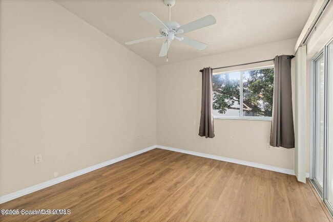 Building Photo - 115 Ocean Park Ln