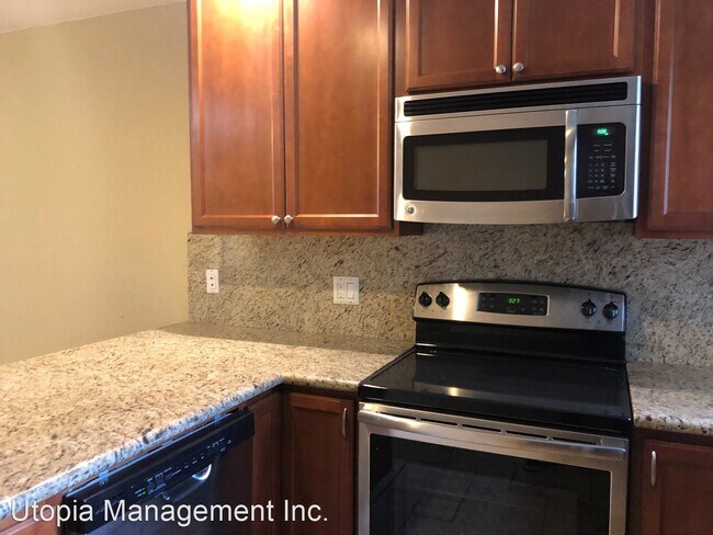 Building Photo - 421 S Mollison Ave