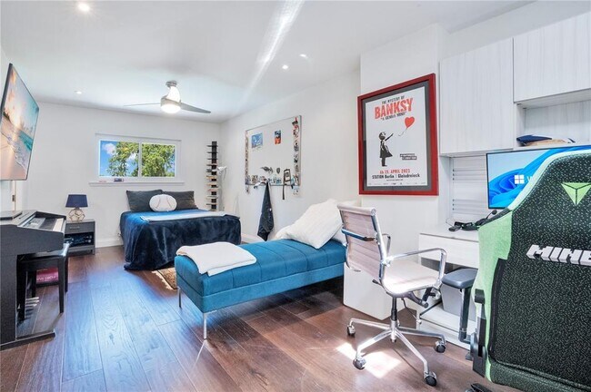 Building Photo - 1041 Tuscany Pl