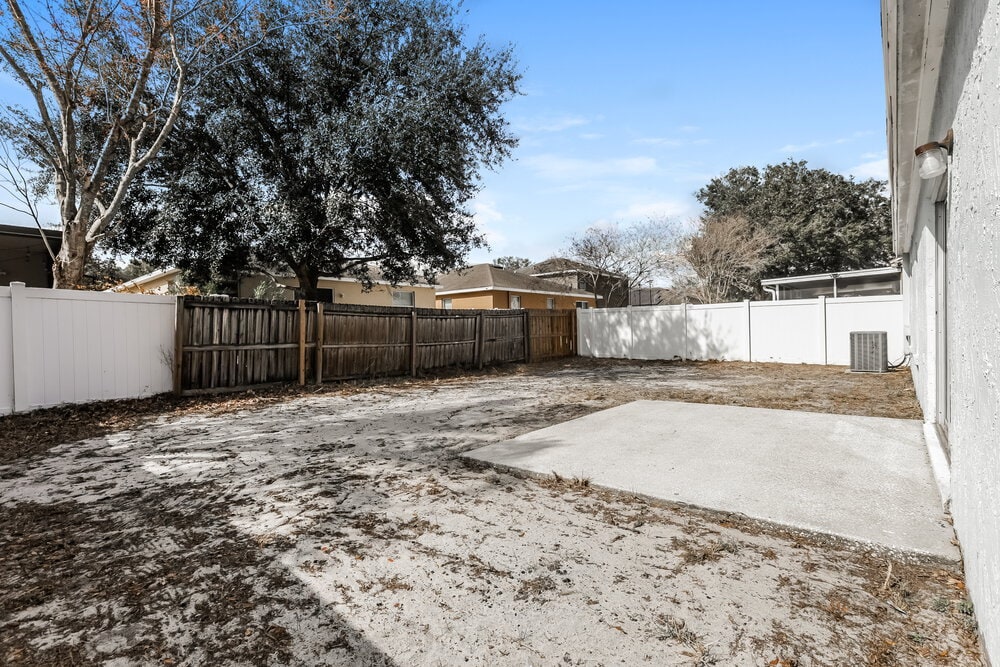 Building Photo - 4059 Forecast Dr