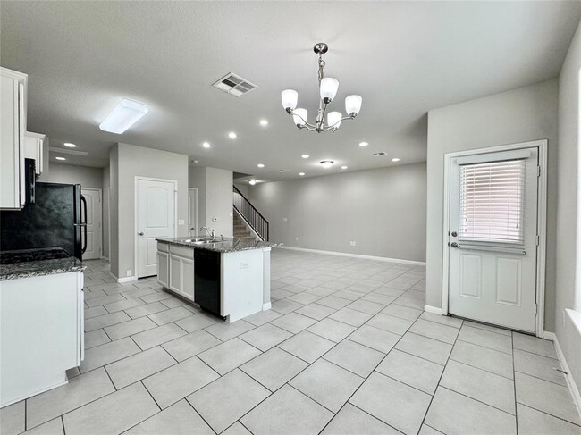 Building Photo - 113 Homily Dr