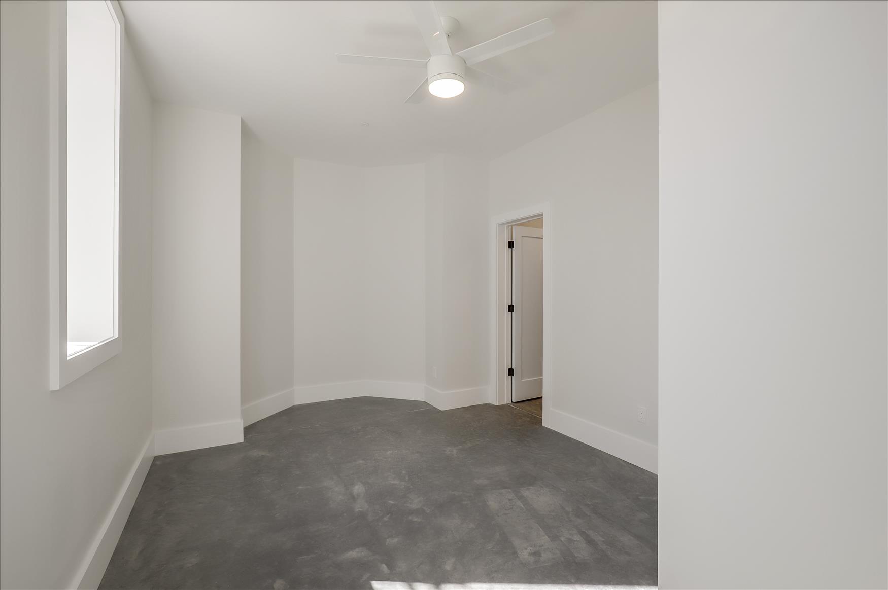Building Photo - 1550 8th St