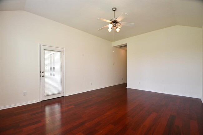 Building Photo - 13801 Rose Bay Ct