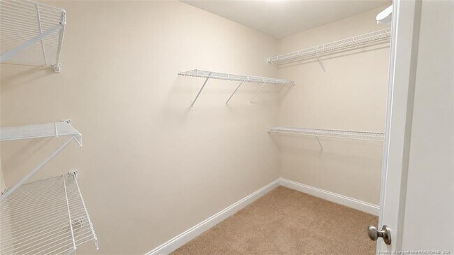 Building Photo - 3541 Castlefield Ln