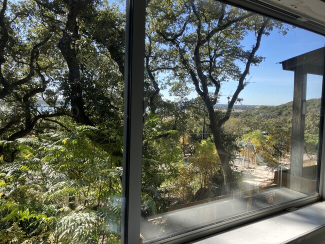 Canyon Lake is visible through the trees - 1085 Arcadia Dr