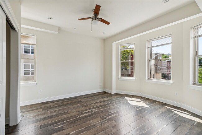 Building Photo - 4015 Baring St
