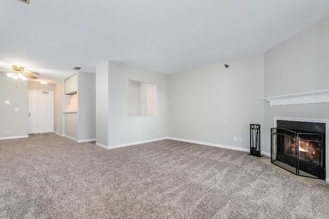 Building Photo - 210 Glengarry Dr
