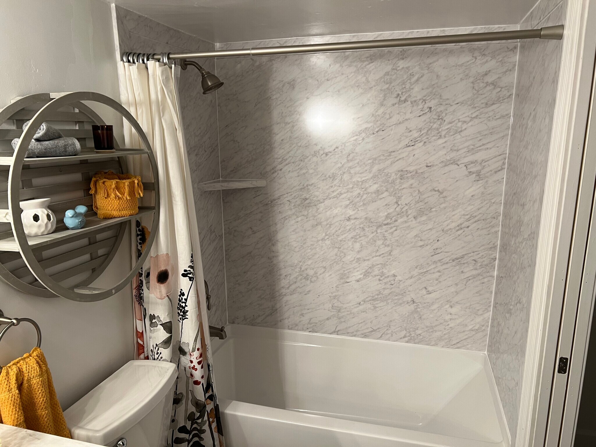 Building Photo - 1143 E Sandpiper Dr