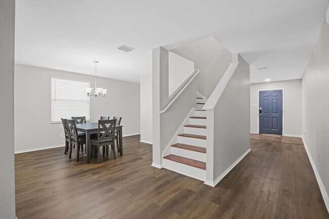 Building Photo - Coming Soon 5 Bedroom in Creekside at Preston