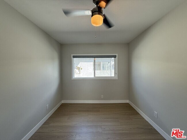 Building Photo - 1505 Cochran Ave