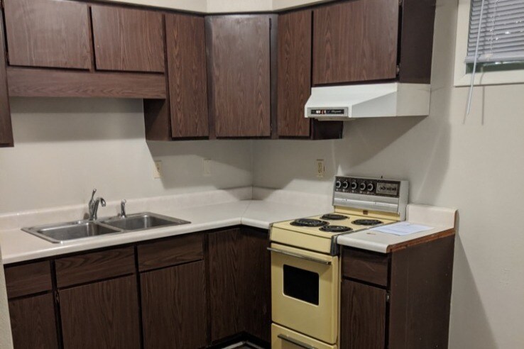 Kitchen - 2116 Olive St